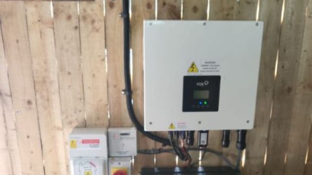 Battery storage inverter